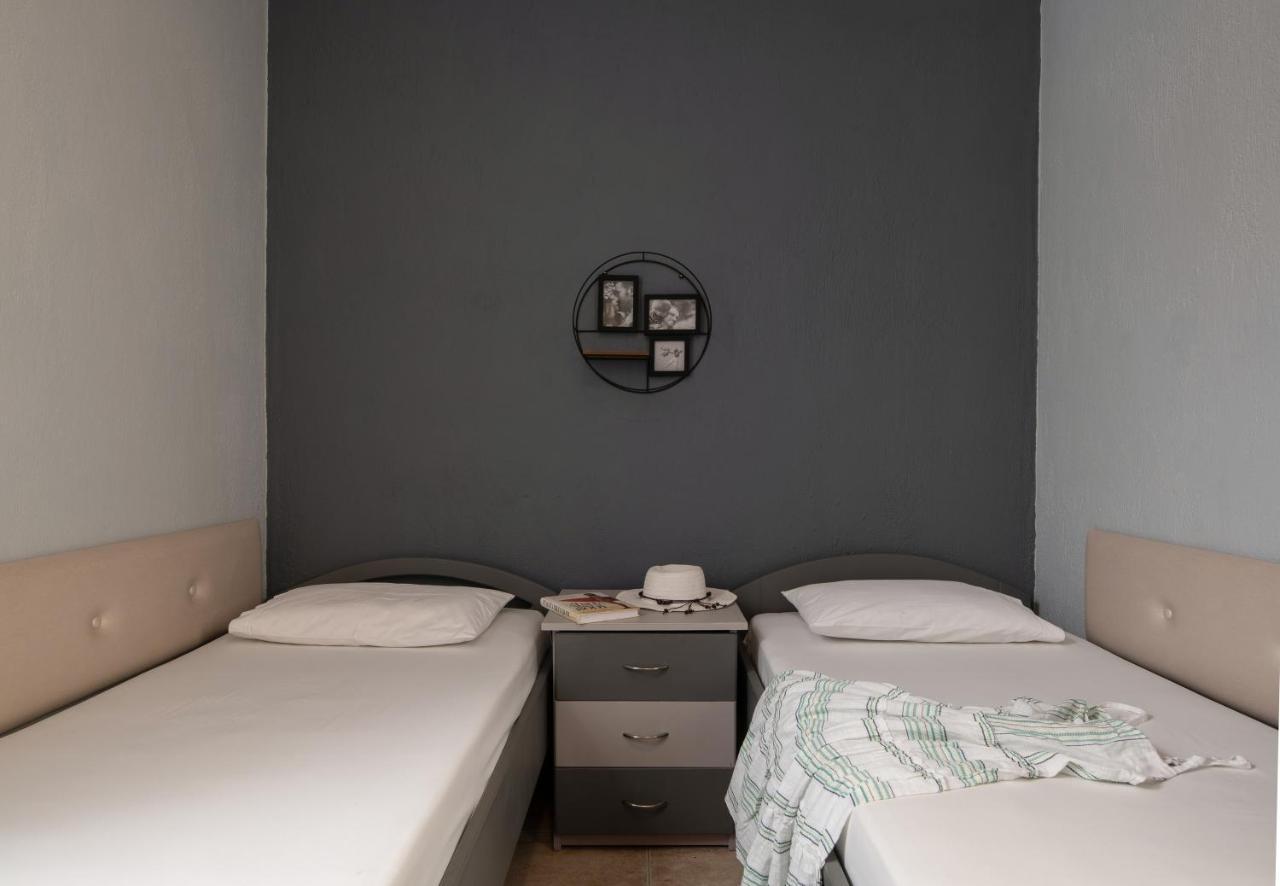 House Toula Elegant Apartment Сарти Екстериор снимка