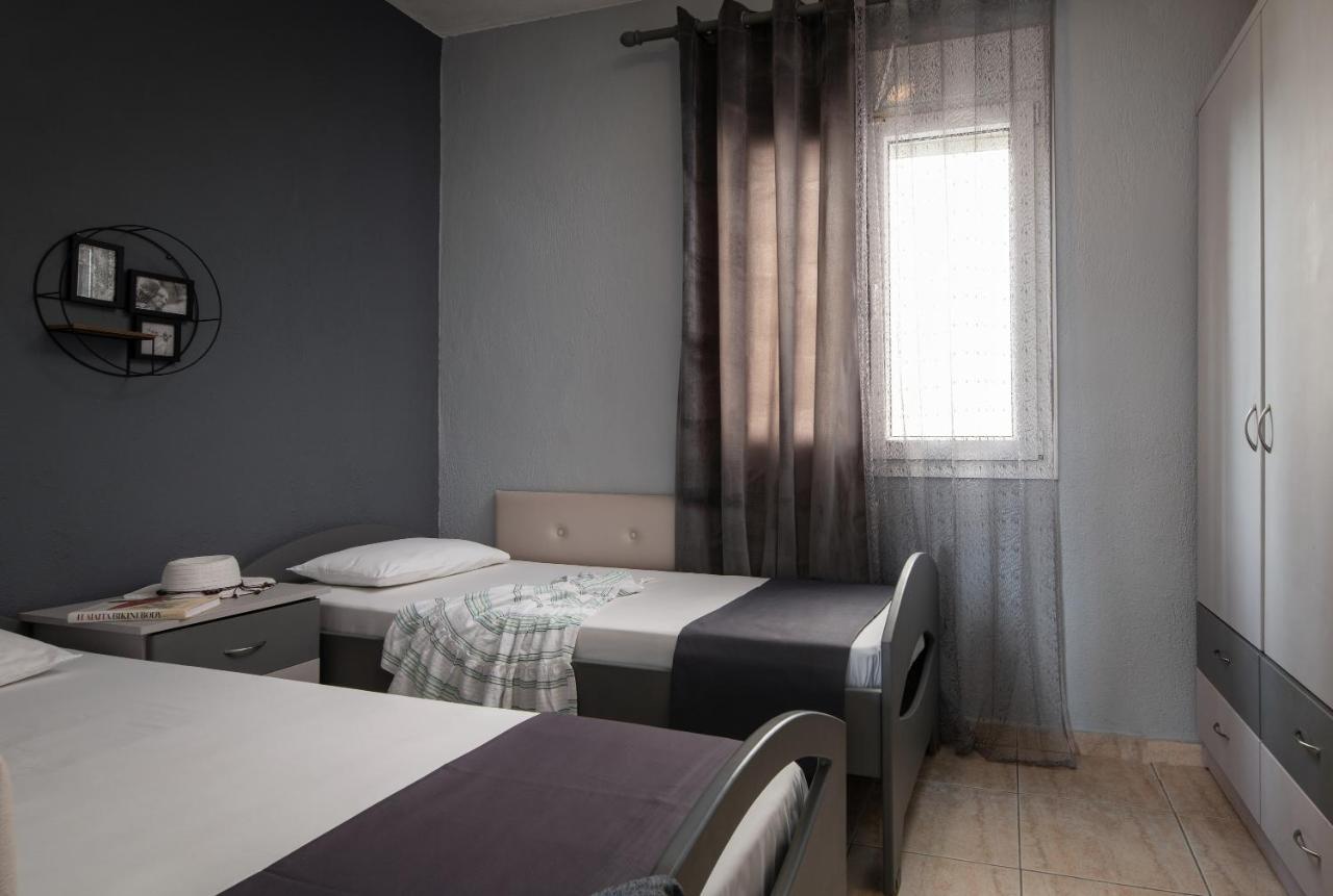 House Toula Elegant Apartment Сарти Екстериор снимка