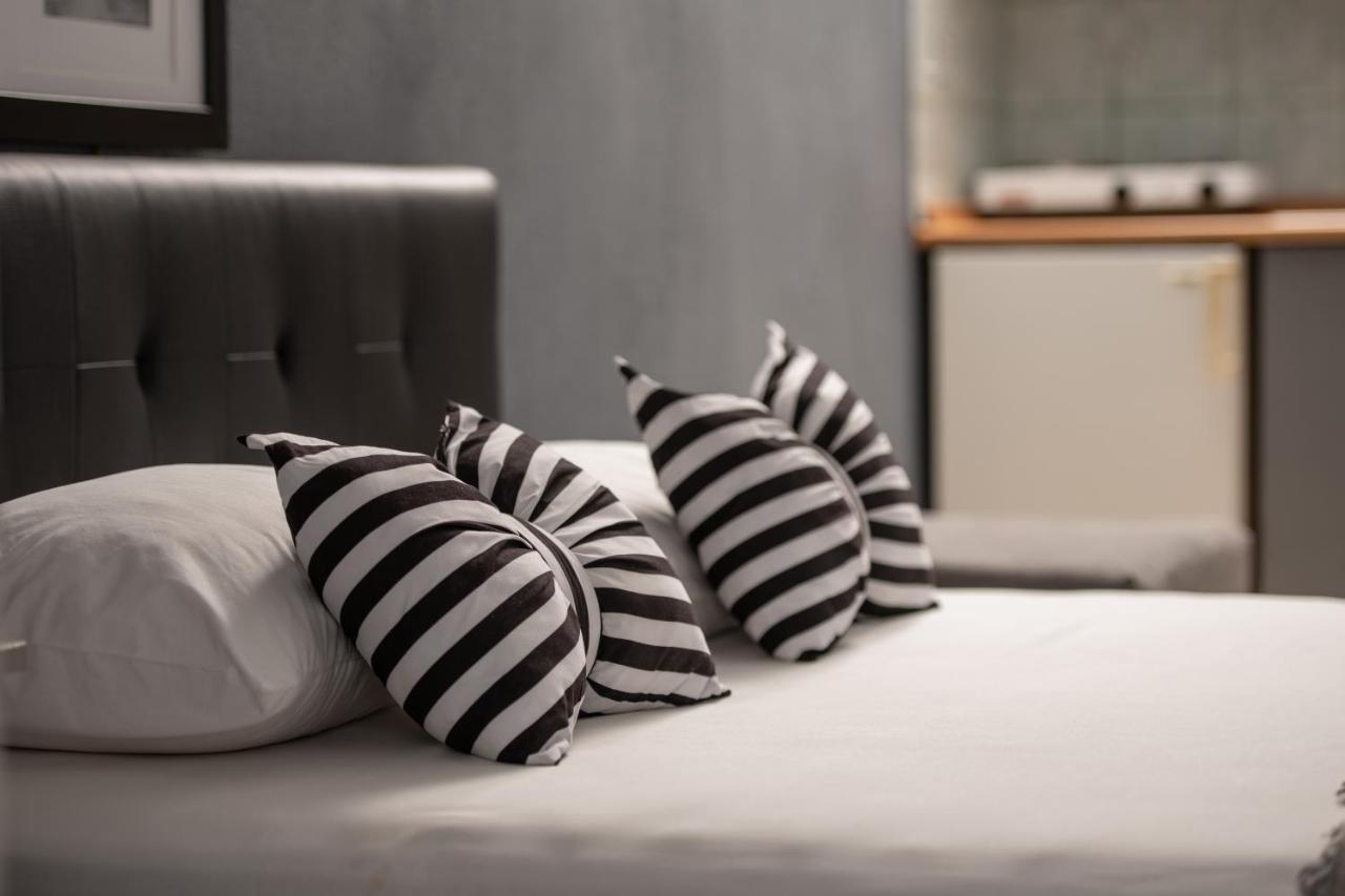 House Toula Elegant Apartment Сарти Екстериор снимка